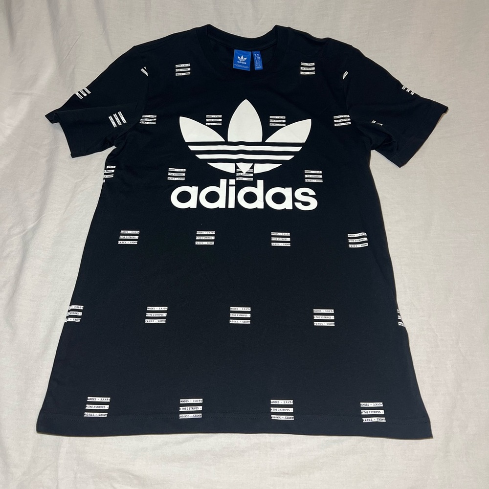 Adidas T-shirt